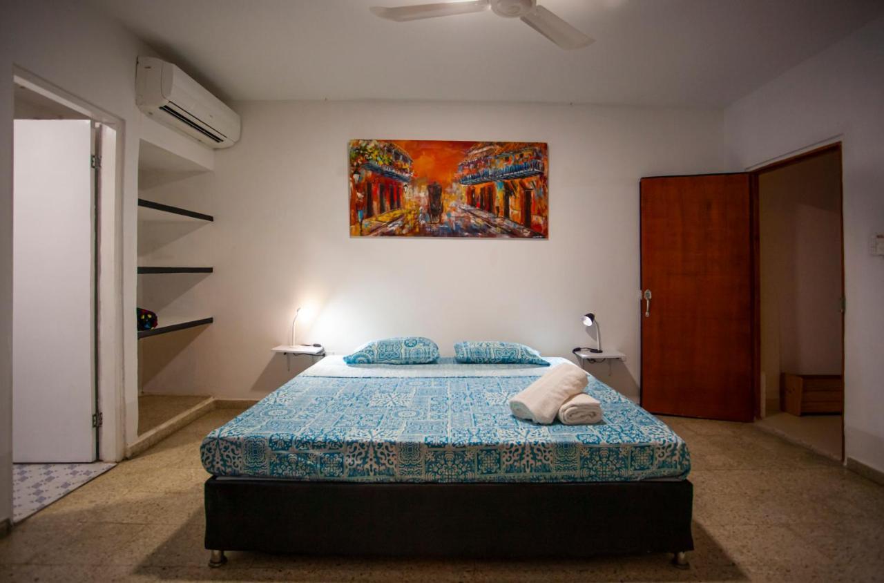 Hostal El Bando Cartagène Extérieur photo