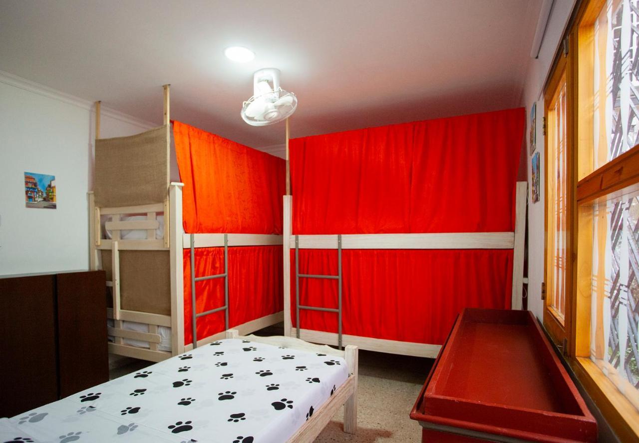 Hostal El Bando Cartagène Extérieur photo