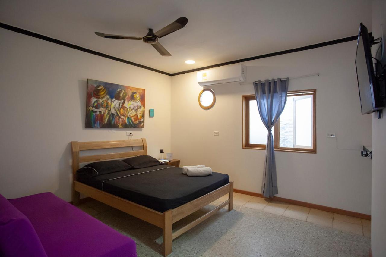 Hostal El Bando Cartagène Extérieur photo