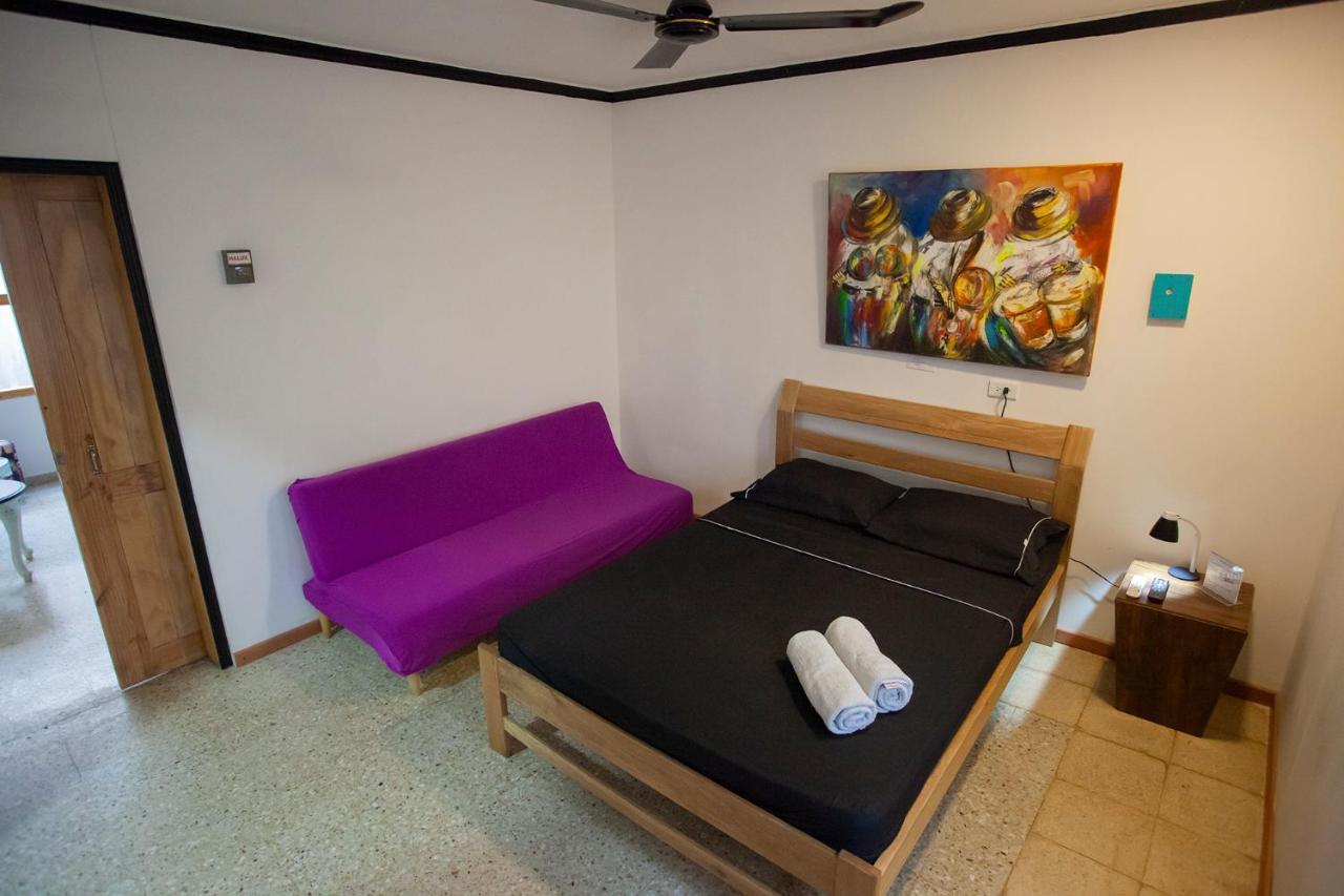Hostal El Bando Cartagène Extérieur photo