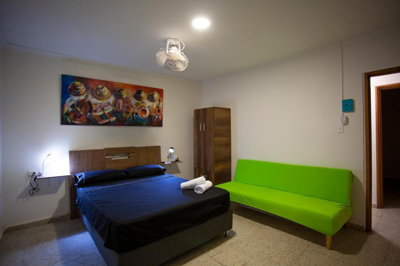 Hostal El Bando Cartagène Extérieur photo