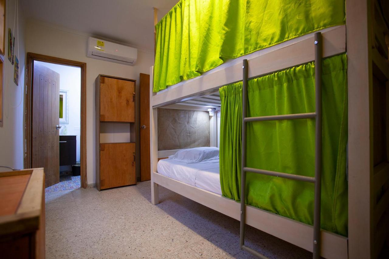 Hostal El Bando Cartagène Extérieur photo