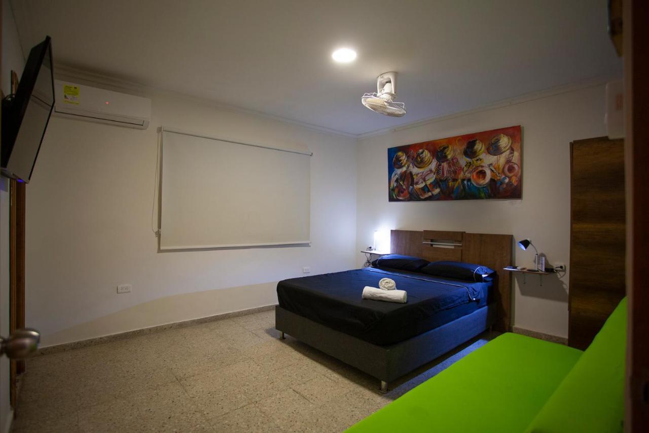 Hostal El Bando Cartagène Extérieur photo
